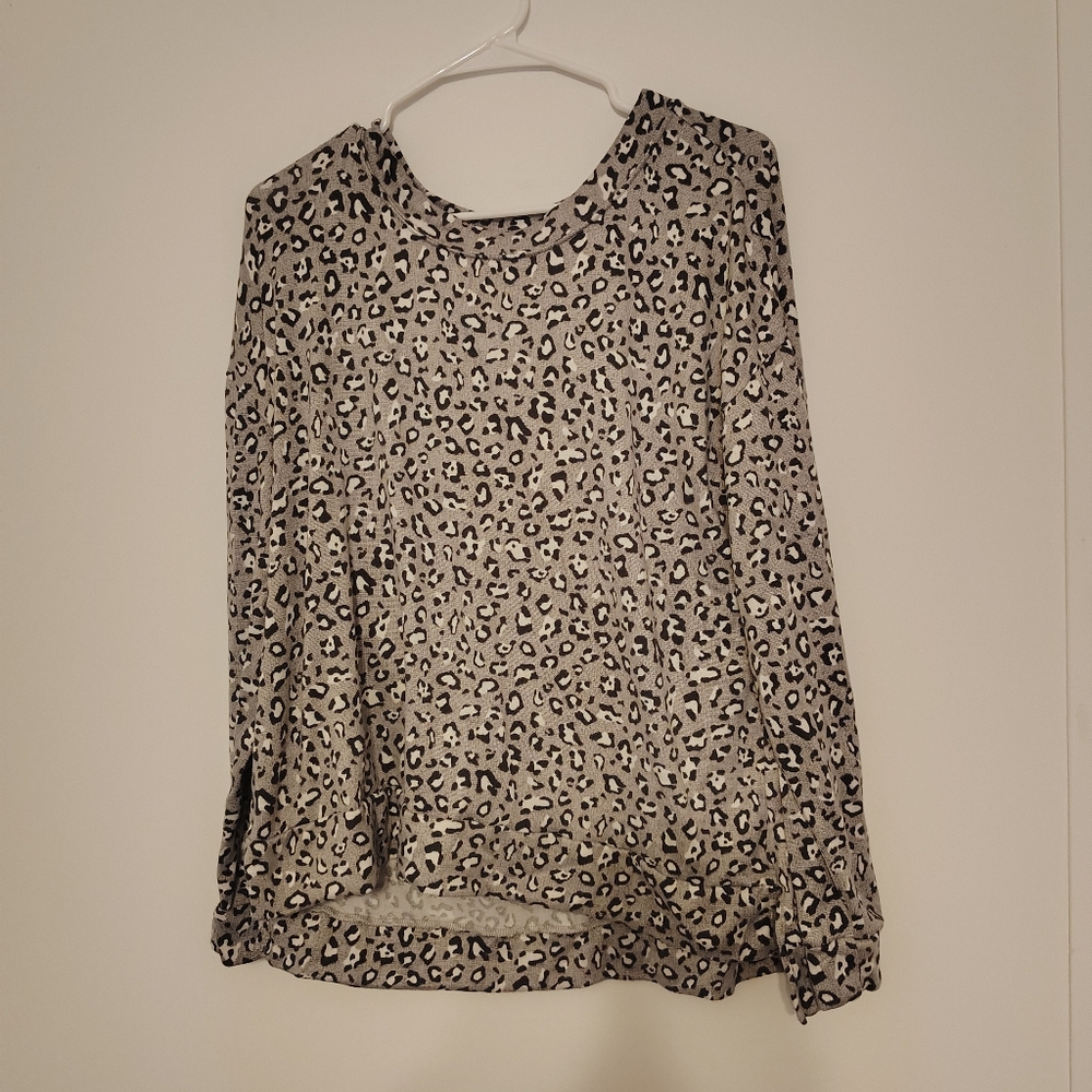 🖤3 For $15🖤Leopard Print Long Sleeve Top